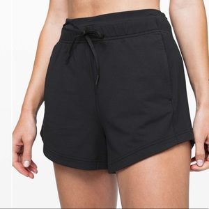 Lululemon Inner Glow Short 3" *Modal size 6